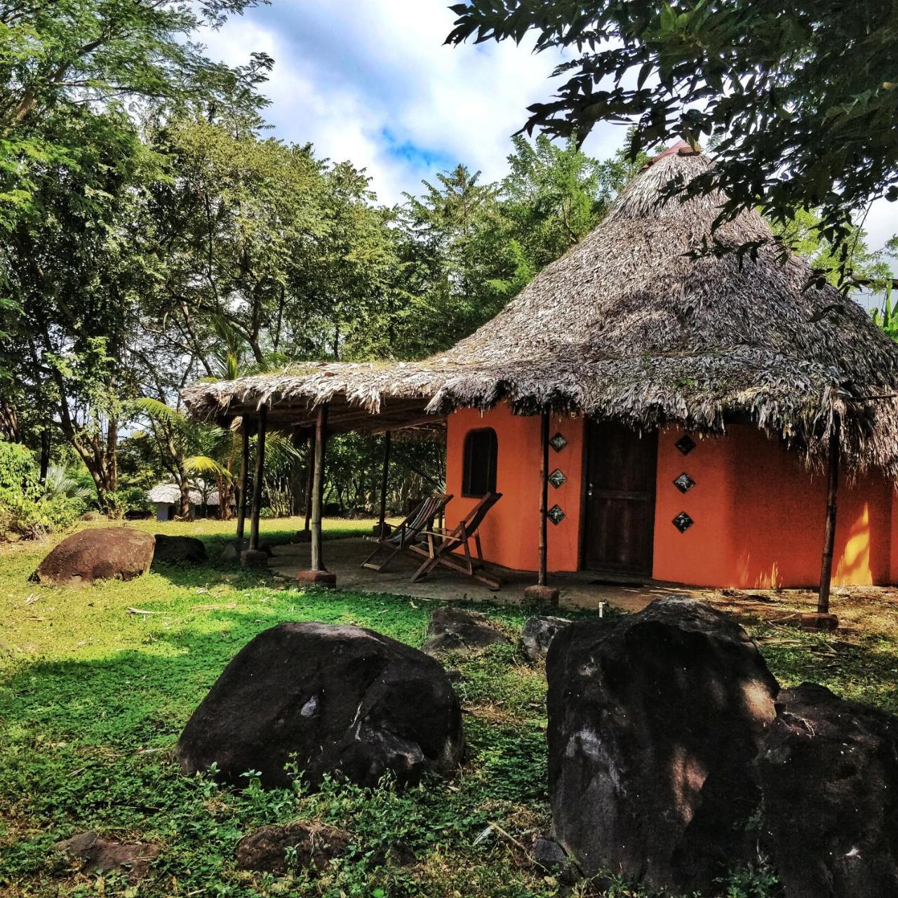 Finca Del Sol Eco Lodge Santa Cruz Eksteriør billede